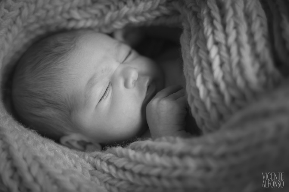 Érica fotografía newborn recién nacido Madrid Vicente Alfonso fotógrafo
