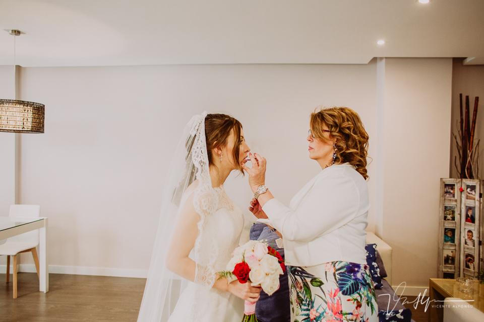 Reportajes de boda en Villaviciosa de Odón en Madrid casa de la novia